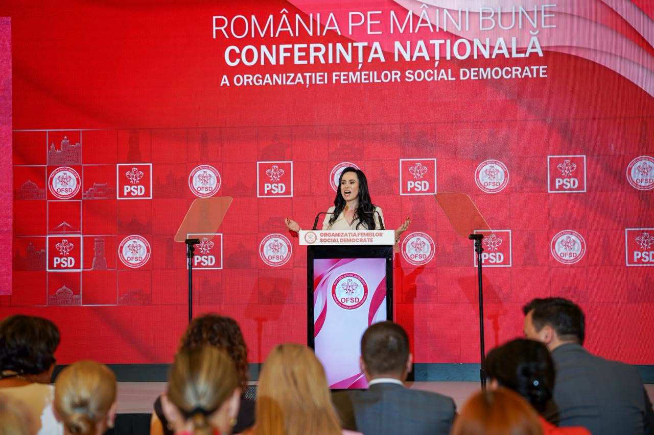 Simona Bucura Oprescu